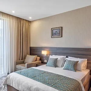 4* Hotel Vinum